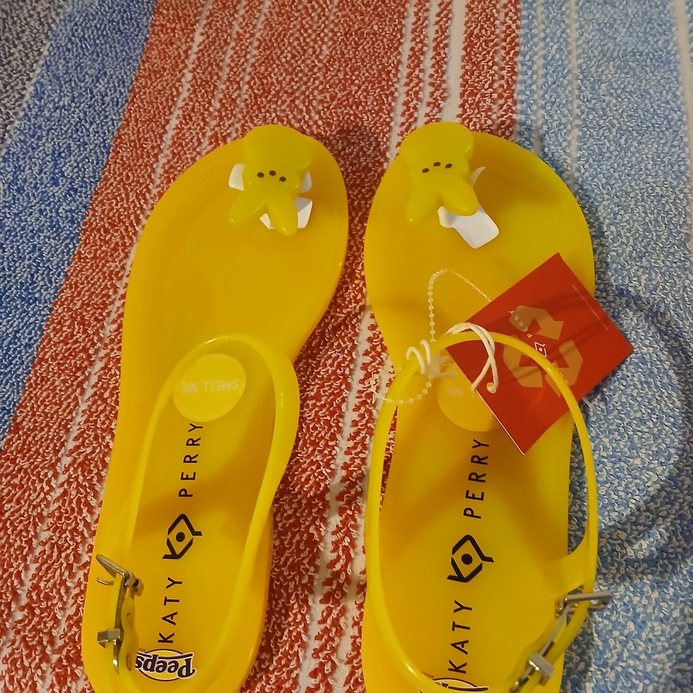 Katy Perry Collections Kids Yellow Bunny Sandals - Picture 3 of 6